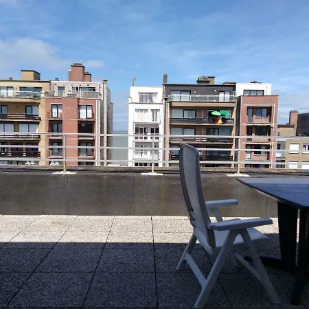 Dakstudio Met Reuze Zonneterras Middelkerke